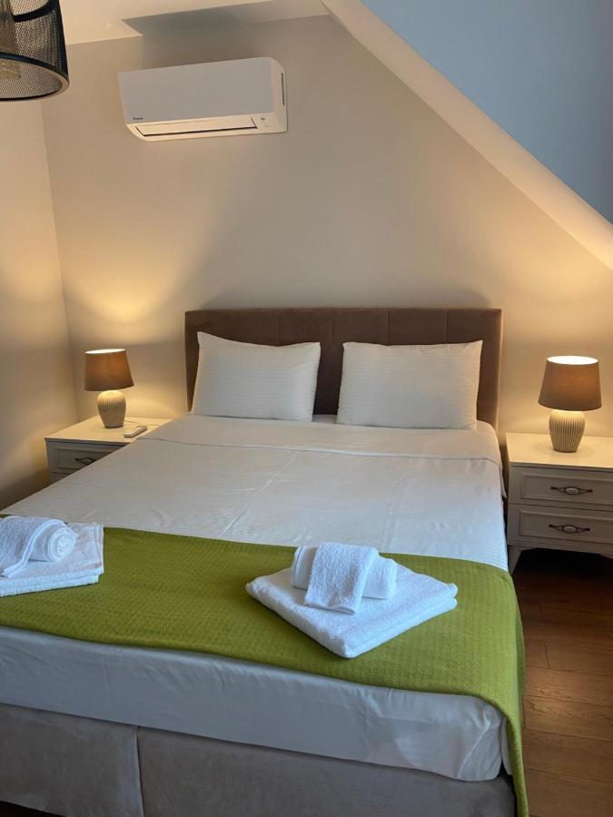 M&m Center With Free Parking Apartment *